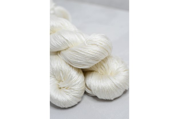 Nedažyta sruoga ( 100 % šilkas) 1